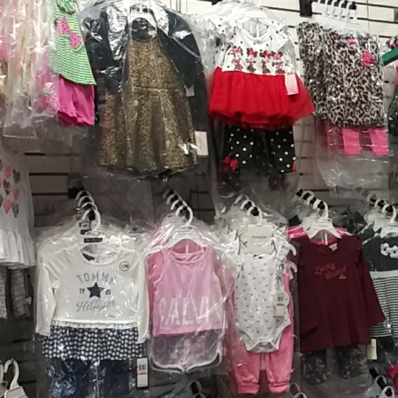 Meet your Posher, Leticia - Picture 2 of 8